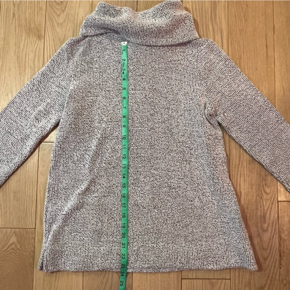 LOFT - Medium Gray Turtleneck Sweater - Picture 7 of 8